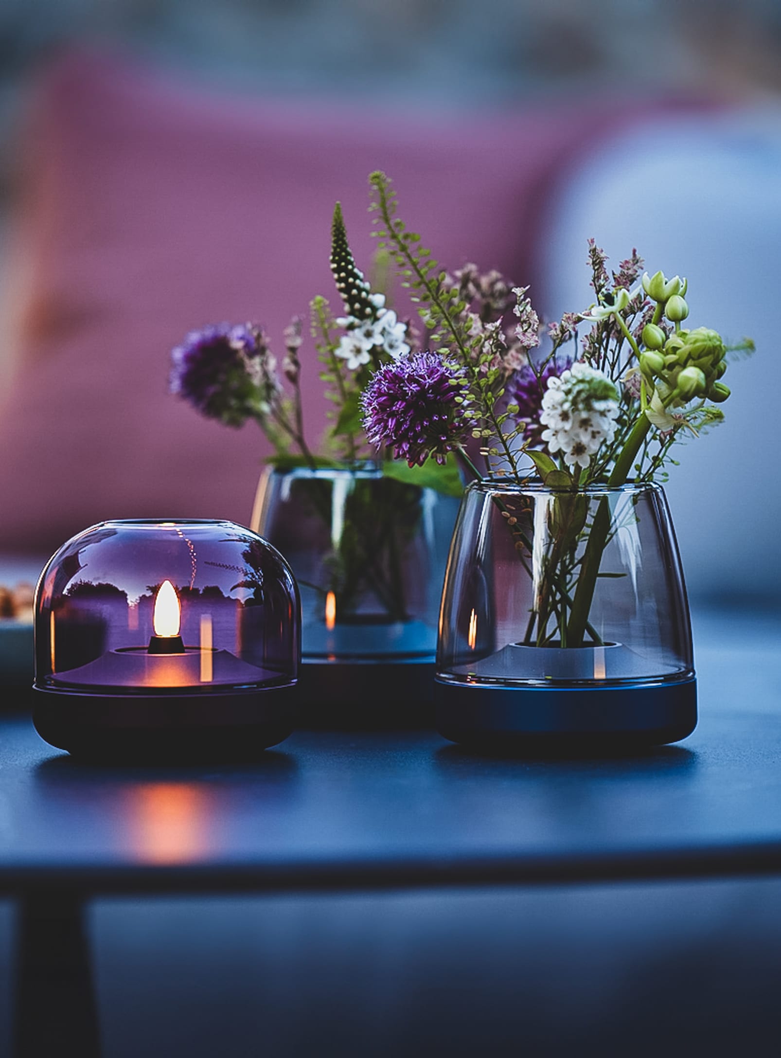Kooduu Glow 08 Purple – sleek brushed aluminum and glass candle holder with rechargeable LED candle for a safe, modern touch.