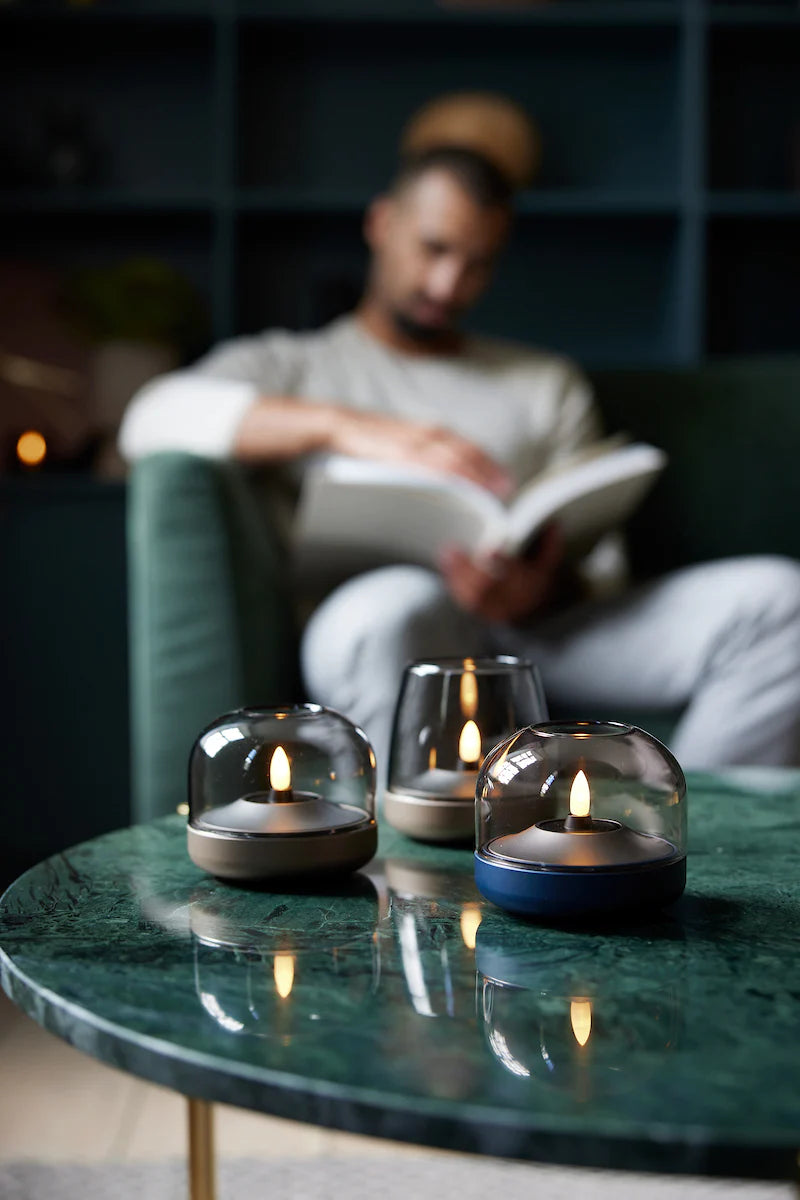 Add a touch of elegance to any room with the Kooduu Glow 08 candle holder. Compatible with the rechargeable Shine LED candle, enjoy the ambiance of candlelight without the hassle of traditional candles.