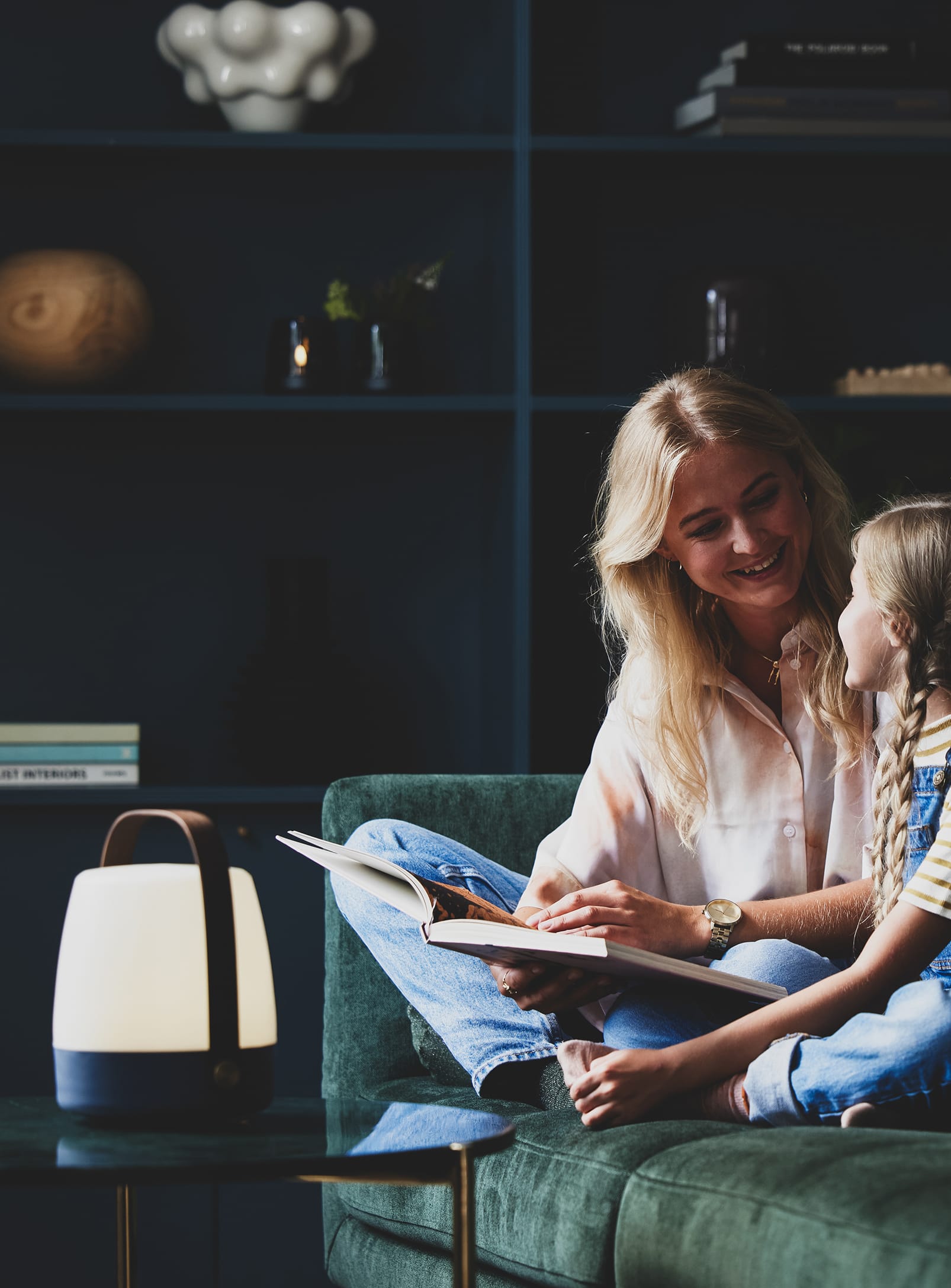 Nordic-inspired Lite-up Ocean Blue – portable LED lamp with warm white light and wooden handle, perfect for any space.