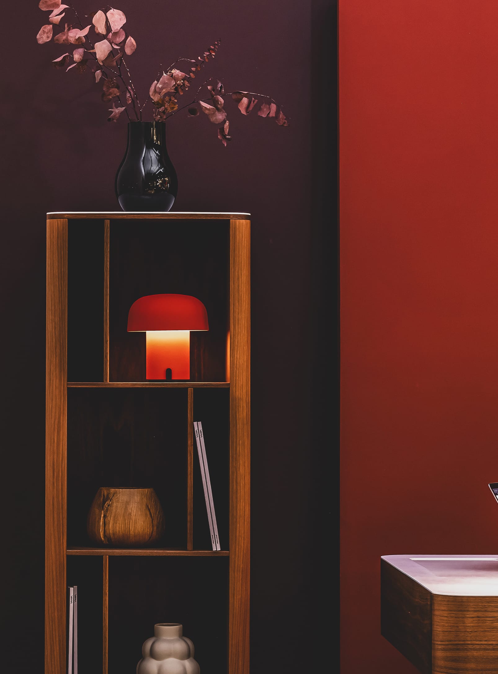 Sensa Orange by Kooduu – portable LED lamp with adjustable brightness and USB charging dock for easy, convenient use.