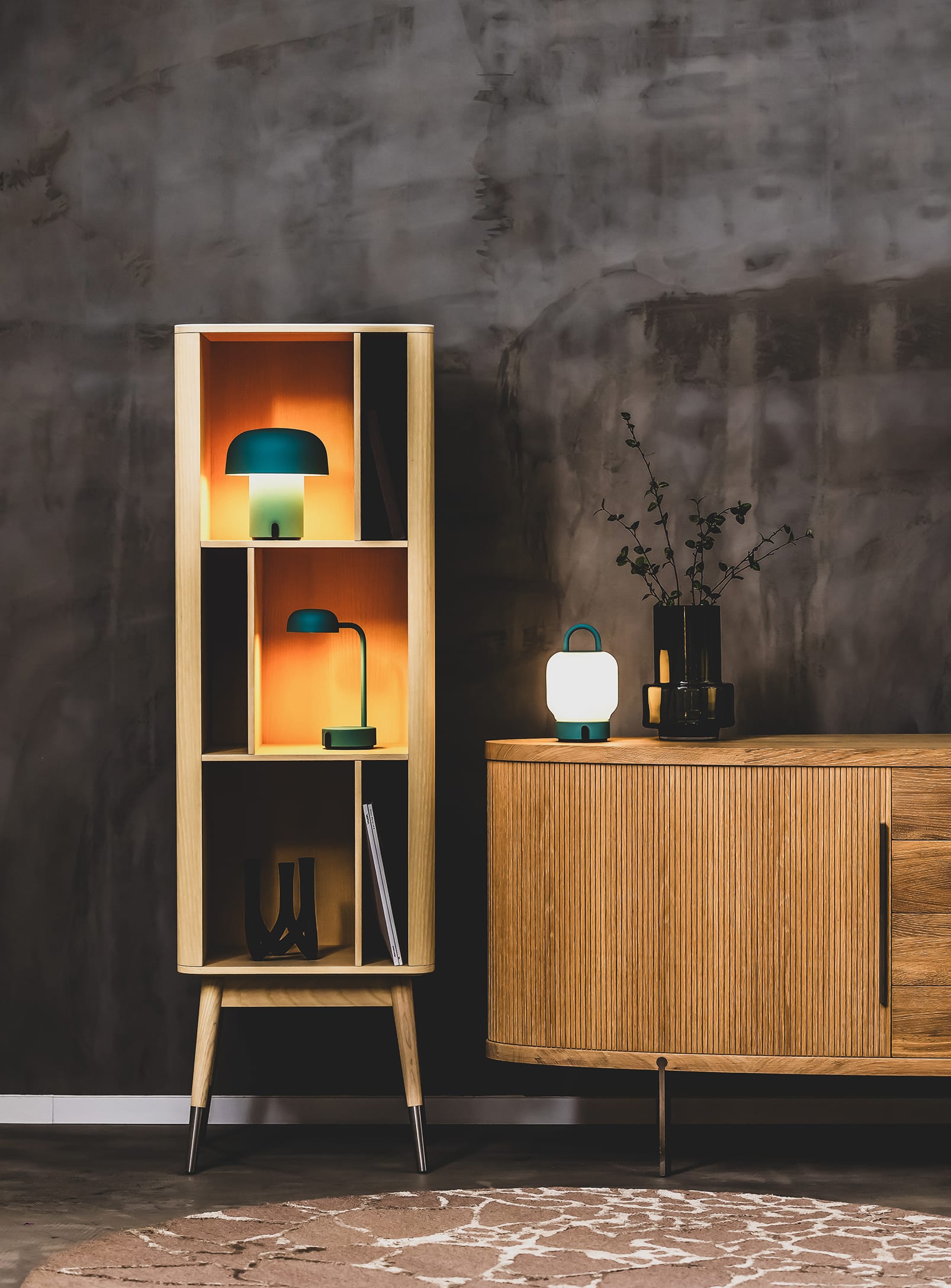 Kooduu Sensa Smoky Teal – dimmable LED lamp with glare-free lighting, perfect for bedside, dining, or office settings.