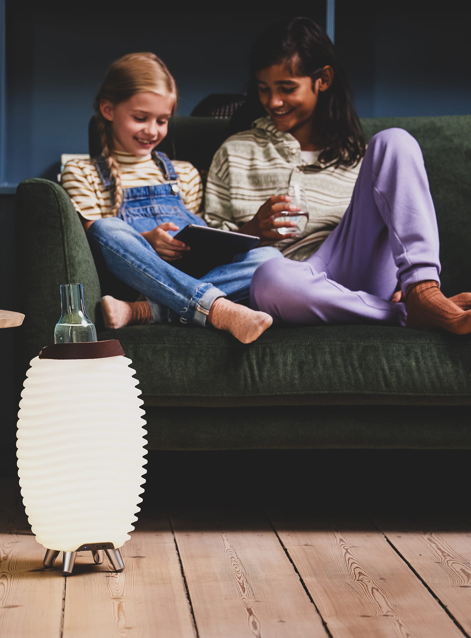 Kooduu Synergy 35 – dimmable LED lamp, Bluetooth speaker, and wine cooler with reusable ice cubes for perfect gatherings.
