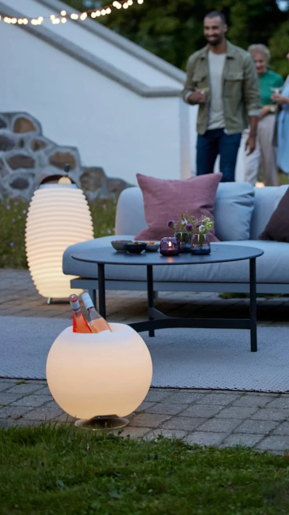 The Kooduu Sphere is more than just a drinks cooler - it's a work of art. Designed in collaboration with Jacob Jensen Design, this sleek and stylish device is perfect for adding a touch of elegance to any living space.